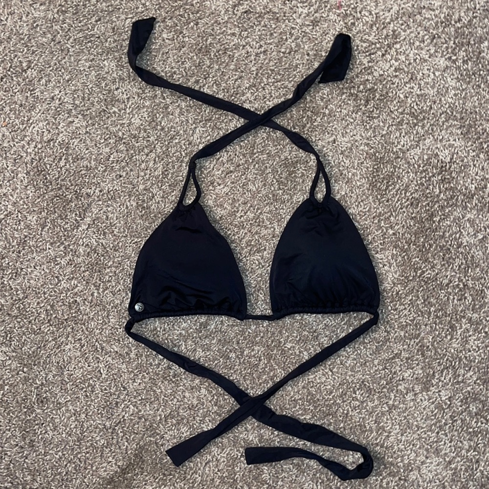 Large black triangle top